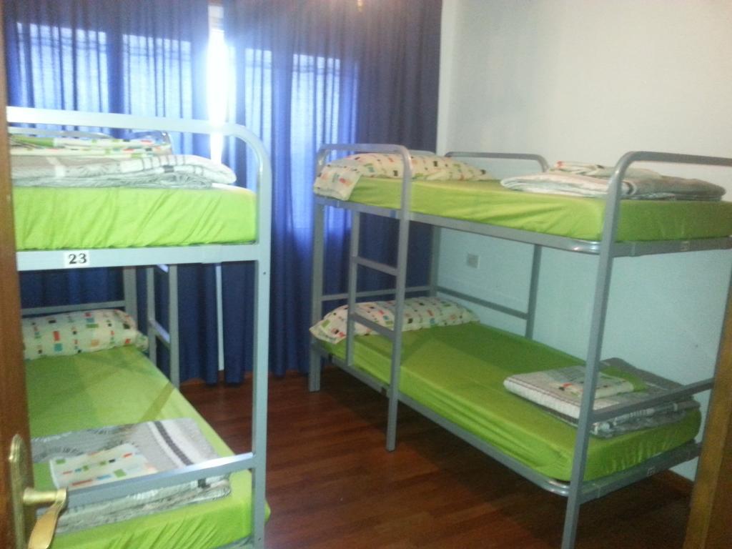 Albergue Pensión Flavia Padrón Habitación foto